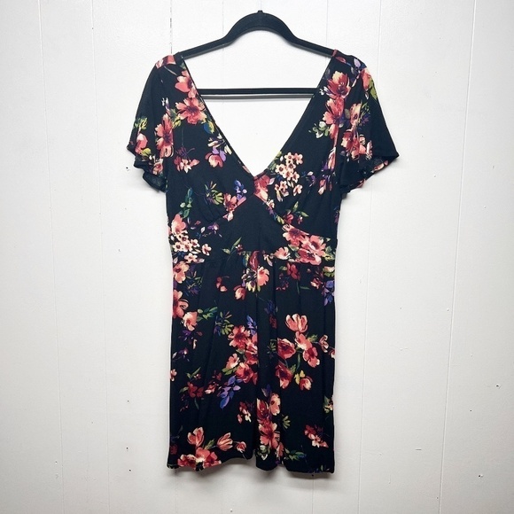 Xhilaration High Waisted Floral V-Neck Short Sleeve Dress Juniors Large Pullover - Picture 1 of 12